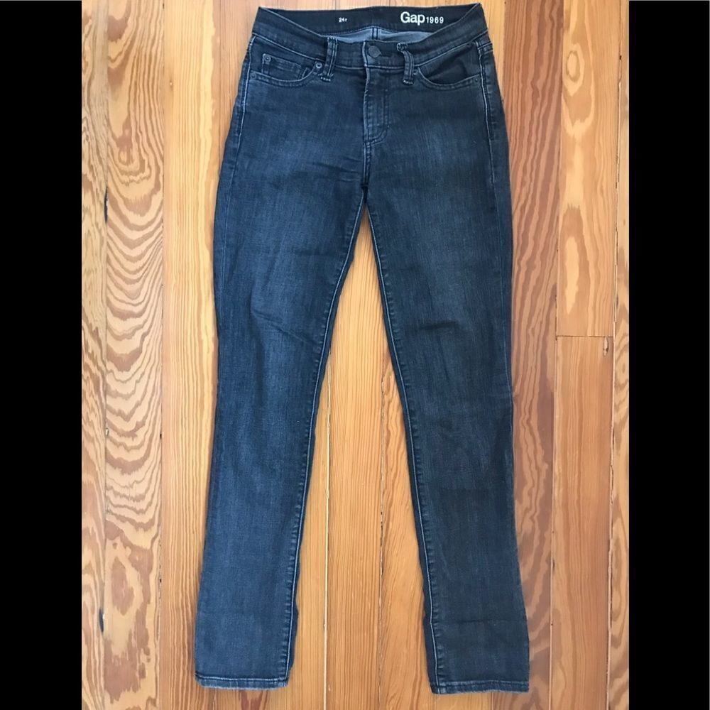 Women’s Gap Jeans 